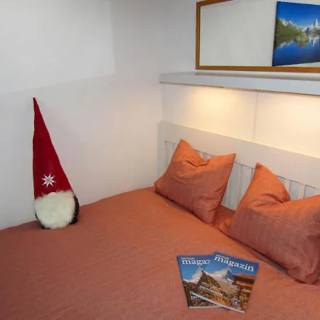 Sungold-1 By Interhome Apartmán *