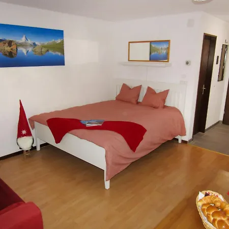 Sungold-1 By Interhome